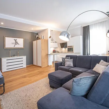 Διαμέρισμα Elegant Flat In The Centre Of Μεράνο